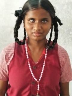 மாணவி அபினயா