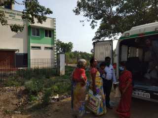 graphic அச்சிருப்பாக்கத்தை கடக்கிறது வாகனம்